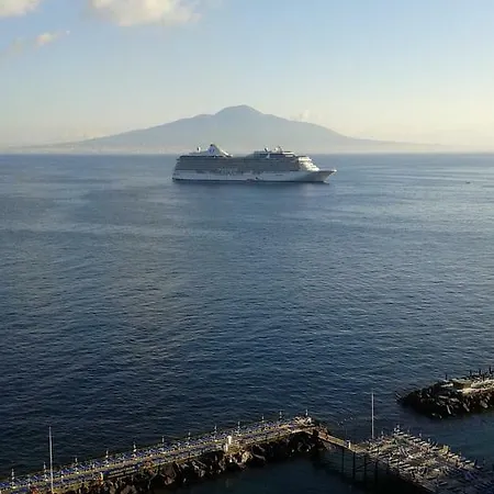 Giga 5 Bed & Breakfast Sorrento