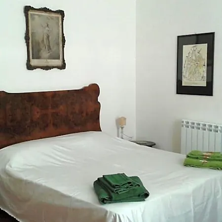Giga 5 Bed & Breakfast